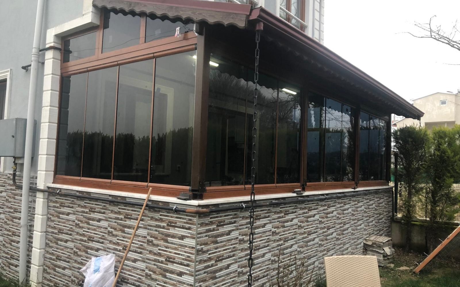 Cam Balkon Kışın Soğuk Olur mu? Isı Yalıtımı ve Konfor Rehberi
