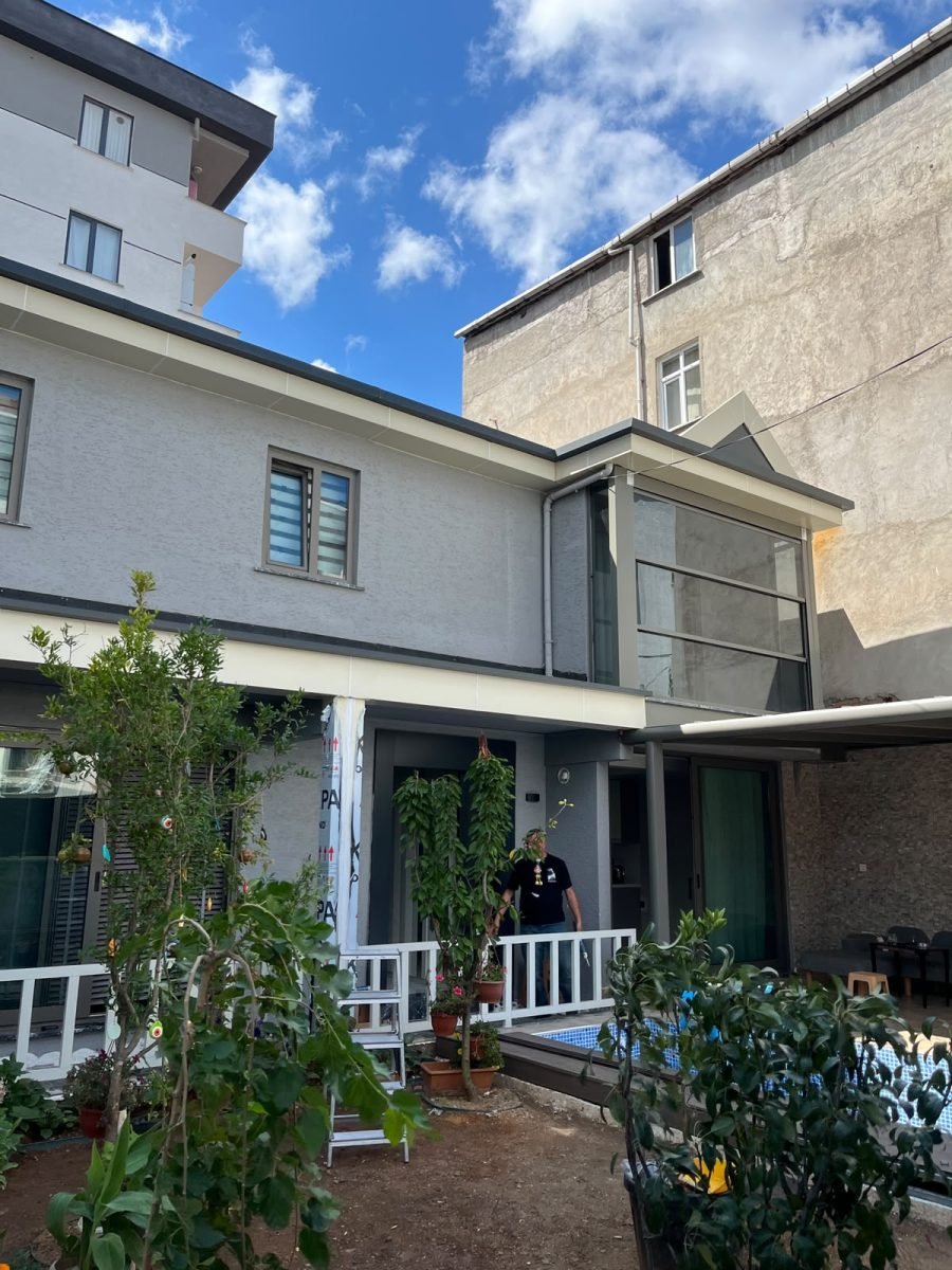 Pergola ve Giyotin Sistemleri Uygulaması 1